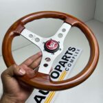 OBA Italian vintage wooden steering wheel with red Toyota horn button (1)