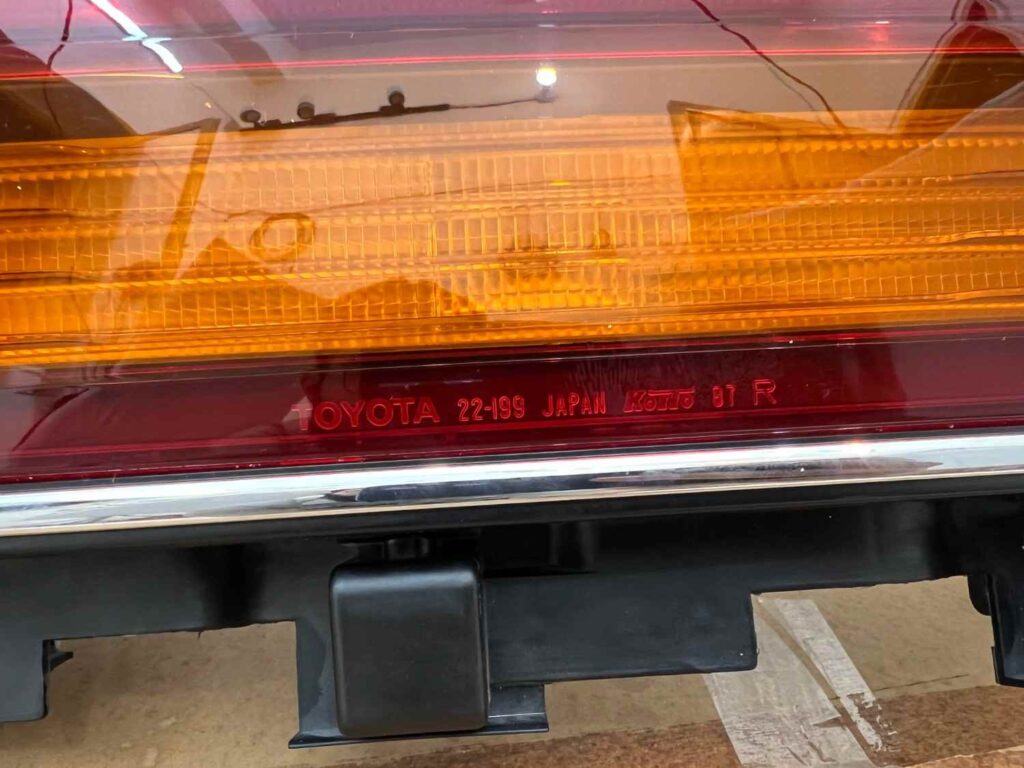 Toyota Cressida 1988 1989 1990 NOS OEM tail lights pair GX81 rx80 lx80 Mx83 (8)